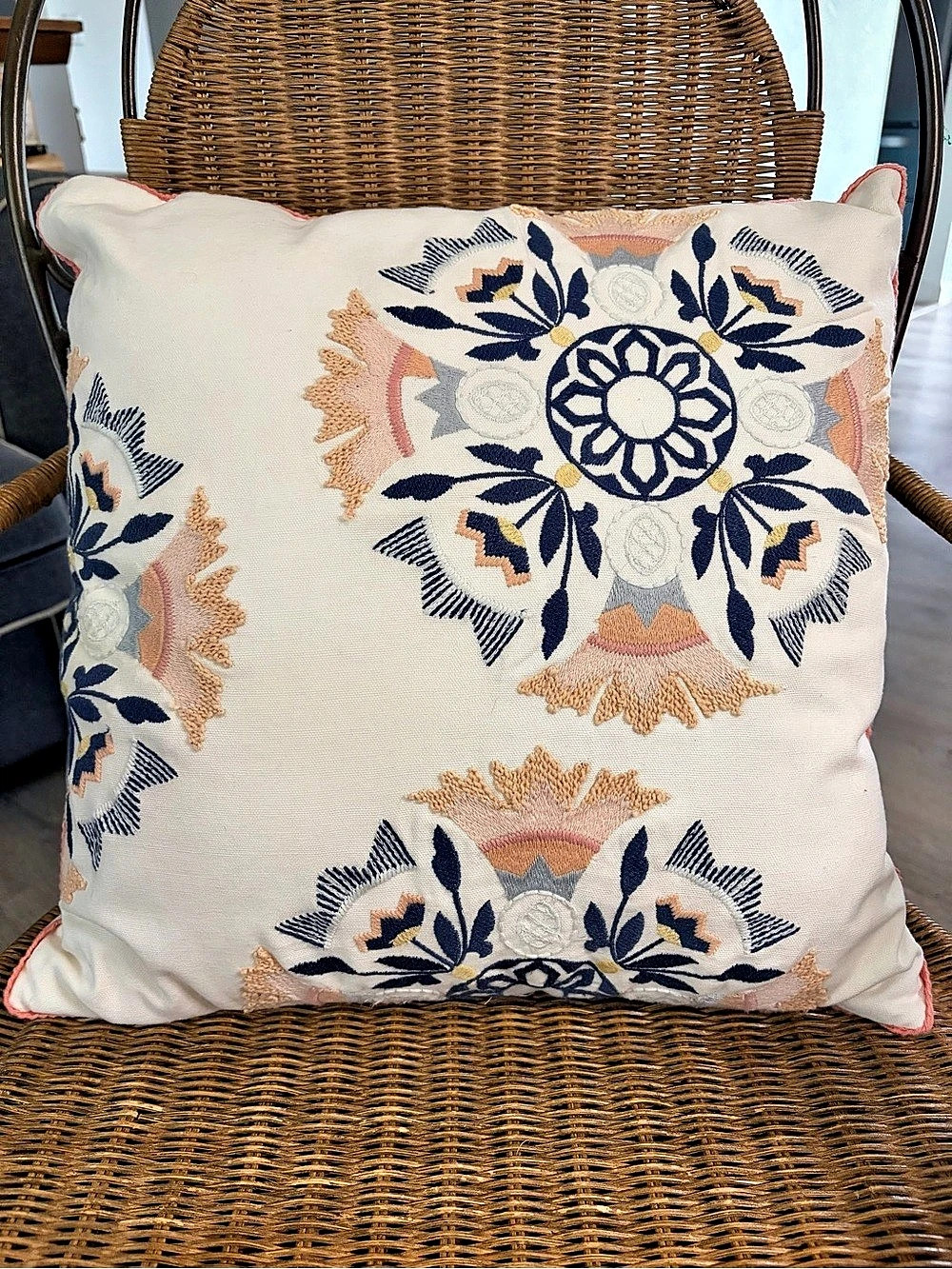 Pier 1 Embroidered Accent Pillow in Cream, Tan & Blue 18x18 Like New